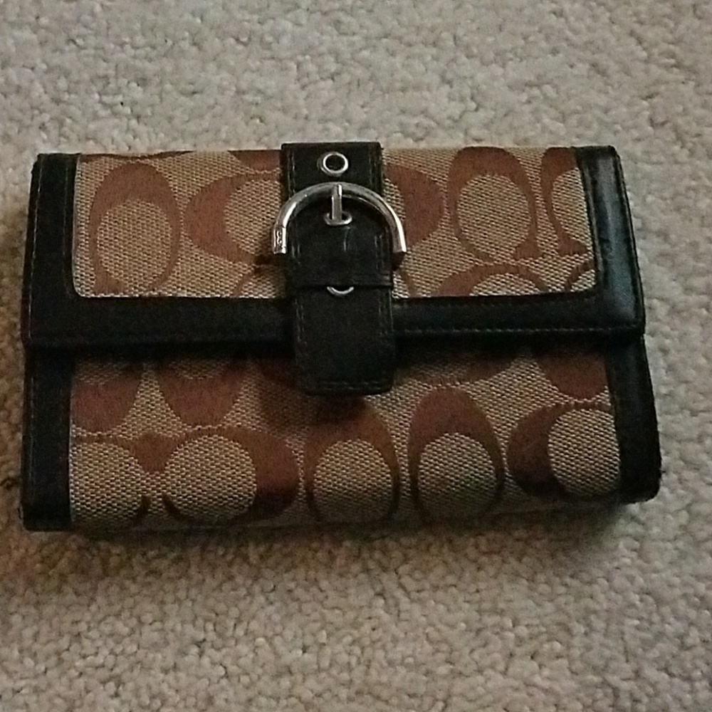 Coach wallet - Picture 1 of 6